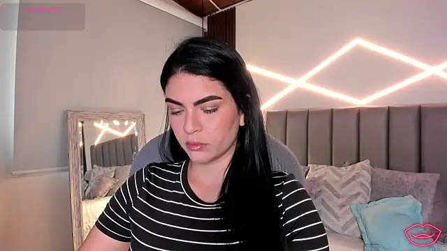 Veronicalanx1 online show from May 2026 12:01:02 PM
