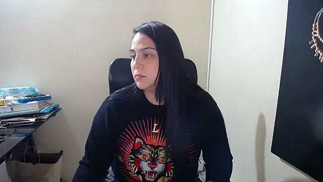 Snapshot of kendall_52 chatting on February 2025 02:09:02 PM kendall 52 online show from February 2025 02:09:02 PM