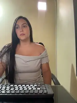 kendall 52 online show from May 2026 05:40:02 PM