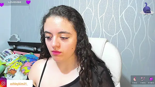 AshleyKim  online show from January 2026 12:03:02 AM