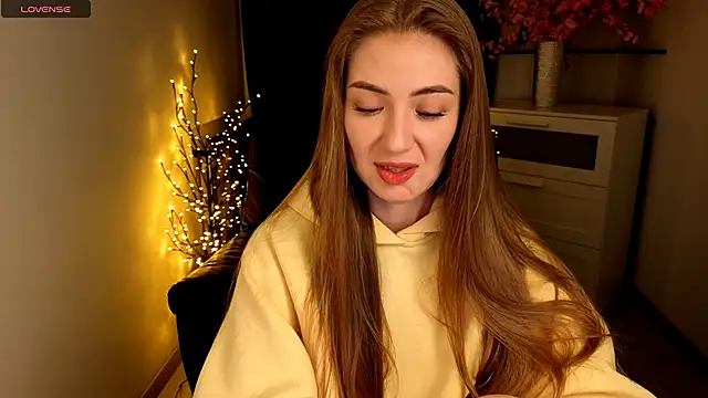 Adelyna Bird online show from May 2026 07:15:02 AM