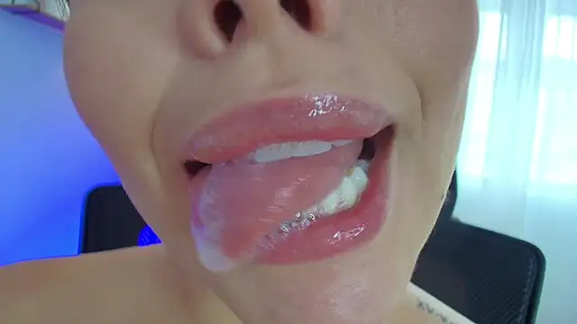 lisbet21x online show from February 2025 08:25:02 PM