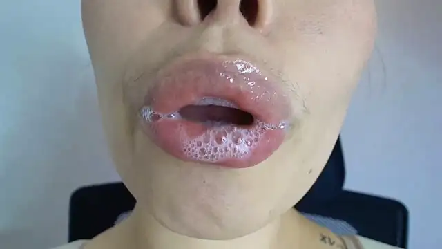 lisbet21x online show from October 2025 09:17:02 PM