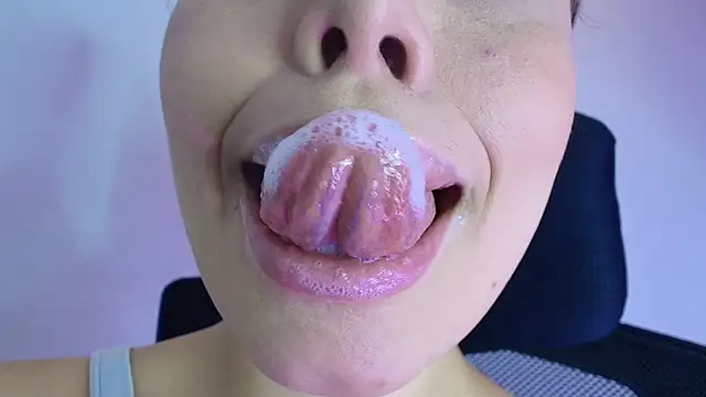 lisbet21x online show from November 2025 03:55:01 PM