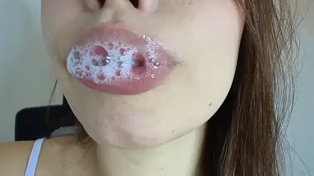 lisbet21x online show from December 2025 02:33:01 PM