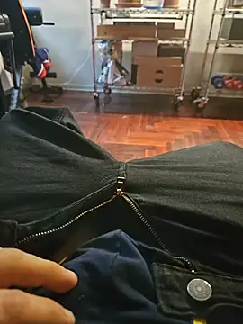 Snapshot of Dolceporco19 chatting on November 2025 02:28:01 PM Dolceporco19 online show from November 2025 02:28:01 PM