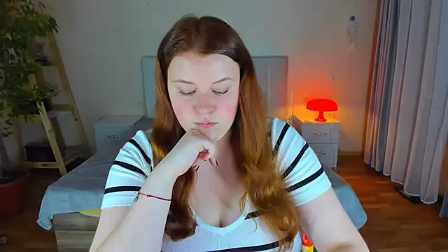 PolinaSalvatore online show from September 2025 09:04:01 PM