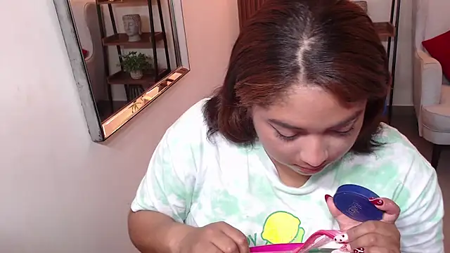 Kenya--Buhle online show from December 2025 06:03:02 PM