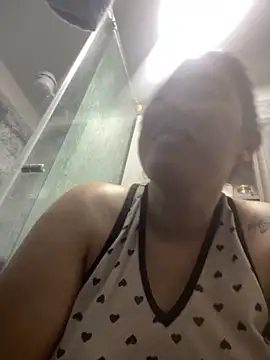 Snapshot of andreaisis2 chatting on March 2025 04:43:02 PM andreaisis2 online show from March 2025 04:43:02 PM