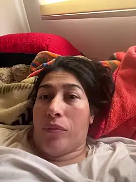 andreaisis2 online show from May 2026 06:04:02 PM