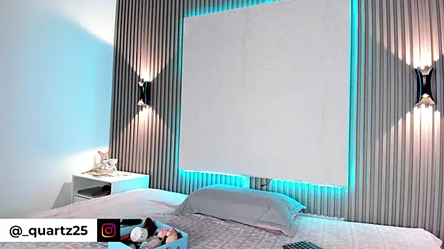 Zafiiraa online show from April 2026 03:52:01 AM