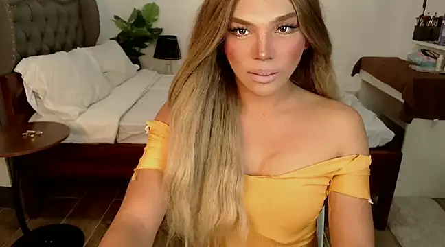 liaa lurrecams online show from December 2024 01:55:01 PM