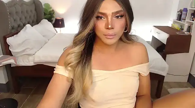 liaa lurrecams online show from February 2025 01:52:02 PM