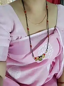 Snapshot of Indian_desi_wife chatting on December 2024 05:26:02 AM Indian desi wife online show from December 2024 05:26:02 AM