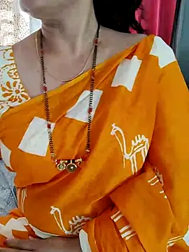 Snapshot of Indian_desi_wife chatting on January 2025 06:06:02 AM Indian desi wife online show from January 2025 06:06:02 AM