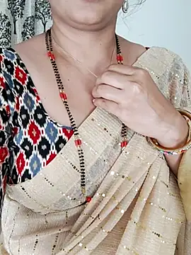 Snapshot of Indian_desi_wife chatting on July 2026 04:13:01 PM Indian desi wife online show from July 2026 04:13:01 PM