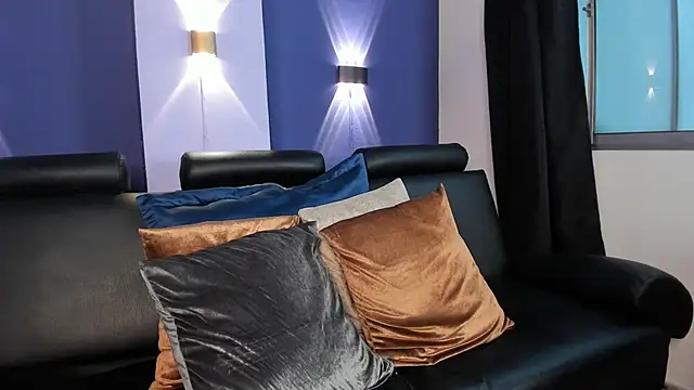 sam bisex online show from March 2026 02:05:02 AM