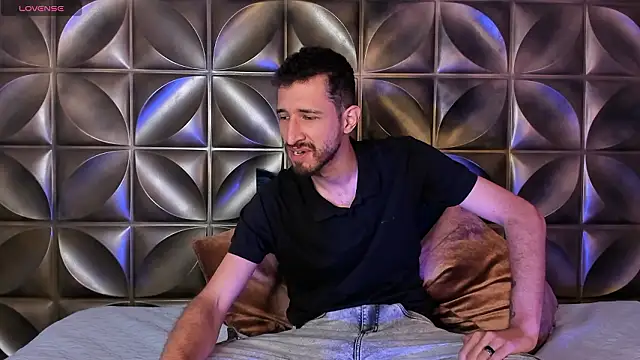 sam bisex online show from March 2026 03:45:02 AM