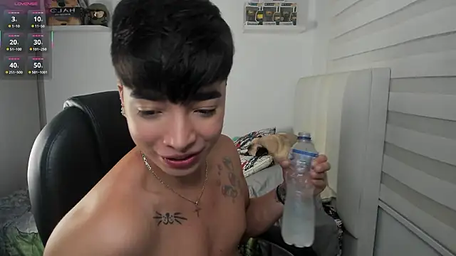 santy7v7 online show from February 2026 01:40:01 PM