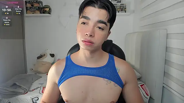 santy7v7 online show from May 2026 01:28:01 PM