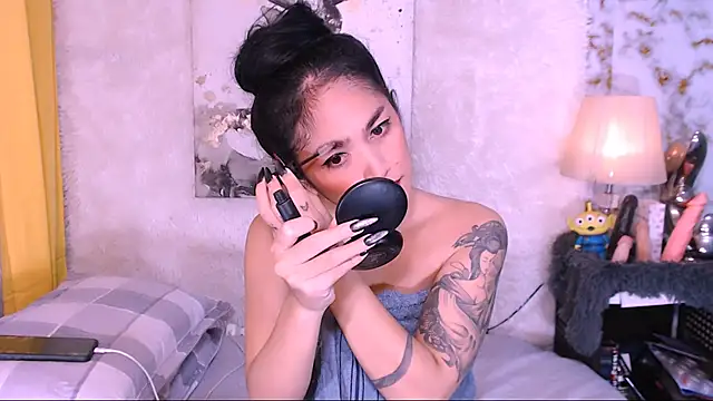 Oriental Tiara online show from December 2024 10:01:02 PM