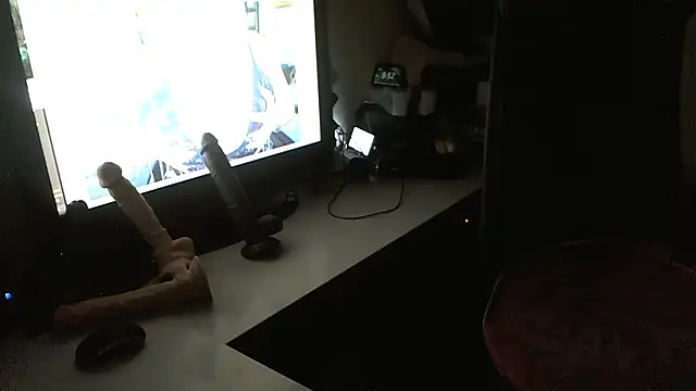 Snapshot of bustybabeuk chatting on October 2025 07:53:02 AM bustybabeuk online show from October 2025 07:53:02 AM