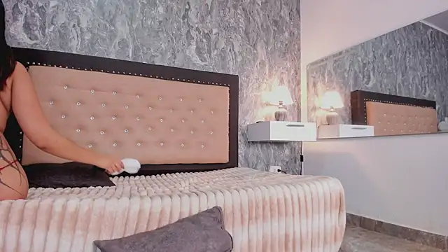 Lia sarahi online show from November 2025 11:38:02 AM