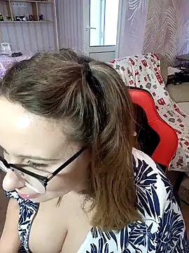 DienkaGreen online show from December 2024 08:07:02 AM