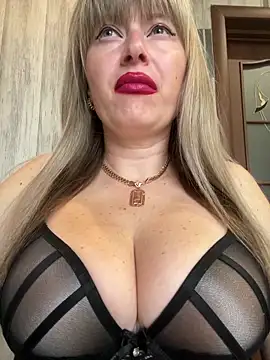 Kittenforyou online show from March 2026 12:44:02 PM