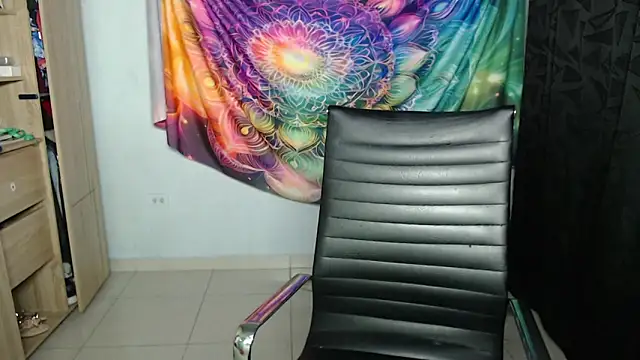 Snapshot of Alexxx_andr4 chatting on September 2025 11:59:01 PM Alexxx andr4 online show from September 2025 11:59:01 PM