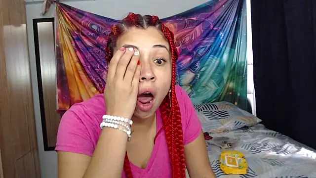 Snapshot of Alexxx_andr4 chatting on December 2025 07:20:02 PM Alexxx andr4 online show from December 2025 07:20:02 PM