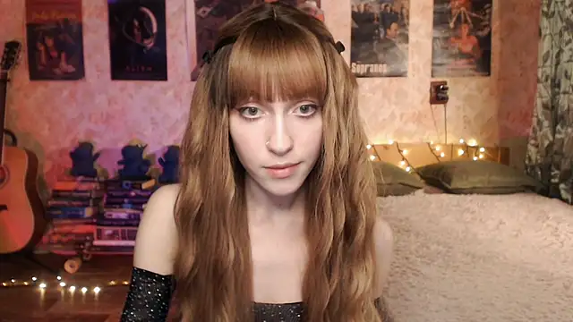 Friendly Ellie online show from December 2024 12:18:02 PM