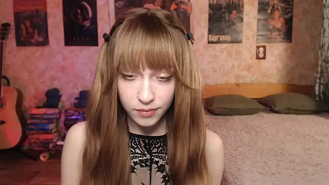 Friendly Ellie online show from March 2026 11:22:02 PM