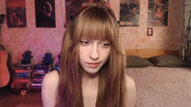 Friendly Ellie online show from May 2026 12:26:02 AM