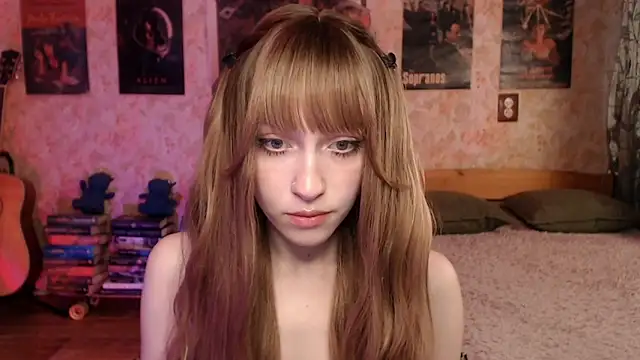 Friendly Ellie online show from May 2026 12:17:01 AM