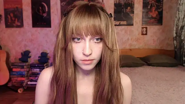 Friendly Ellie online show from May 2026 12:19:02 AM