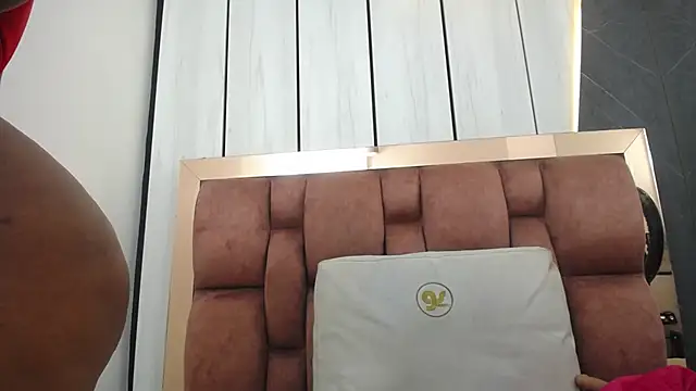 arianna pearl online show from September 2025 12:31:02 PM