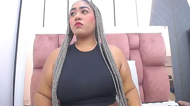 arianna pearl online show from January 2026 01:02:01 PM