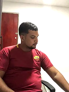 Snapshot of ElsecretodeBruno chatting on November 2025 02:39:02 AM ElsecretodeBruno online show from November 2025 02:39:02 AM