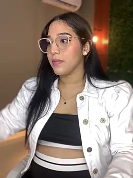 Amandanauty online show from December 2024 06:41:02 AM