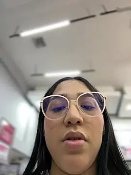 Amandanauty online show from December 2024 10:20:01 PM