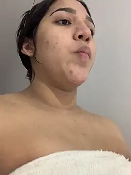 Amandanauty online show from February 2025 02:40:02 AM