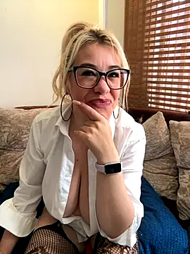 Snapshot of salomesweet13 chatting on October 2025 05:42:01 PM salomesweet13 online show from October 2025 05:42:01 PM