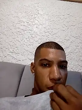 Donell221 online show from February 2026 08:50:01 PM