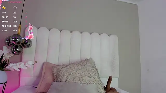 Snapshot of dulcepatersson1_ chatting on June 2026 10:05:02 PM dulcepatersson1 online show from June 2026 10:05:02 PM