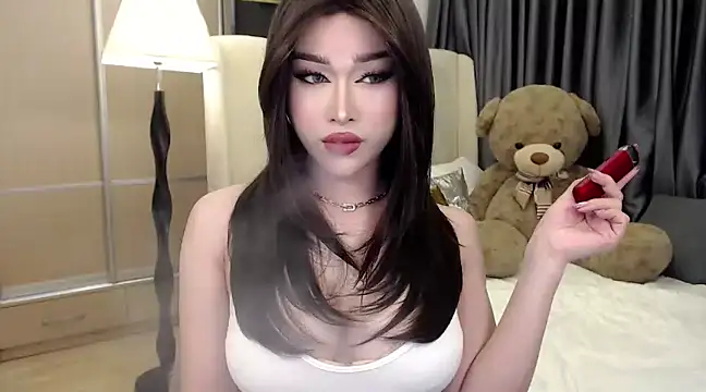 Snapshot of KeenMazikeen69 chatting on January 2025 10:43:02 PM KeenMazikeen69 online show from January 2025 10:43:02 PM