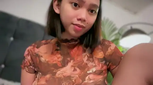 Snapshot of GenesisCastillano chatting on March 2025 05:18:01 PM GenesisCastillano online show from March 2025 05:18:01 PM