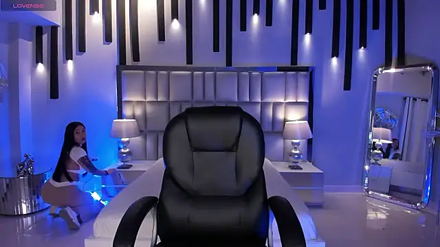 NickyLawson online show from February 2026 04:10:01 AM