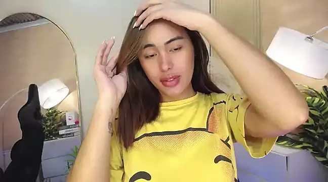 Snapshot of HeavenlyStar chatting on March 2025 03:26:01 PM HeavenlyStar online show from March 2025 03:26:01 PM