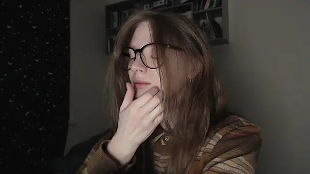 Snapshot of mollytuck chatting on March 2025 03:29:01 PM mollytuck online show from March 2025 03:29:01 PM